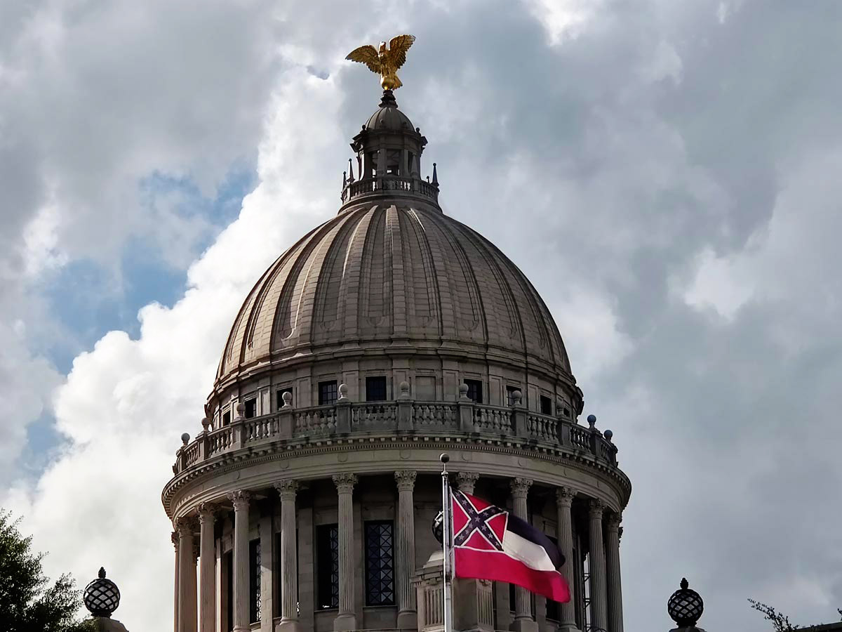 Legislature Votes to Change State Flag