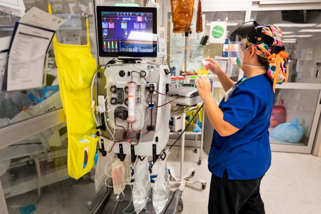 Overrun Mississippi Hospitals Take ‘Extreme Measures’