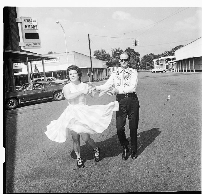 Hood Square Dance in 1973. Photo by Bonny Parham / courtesy Amory Regional Museum
