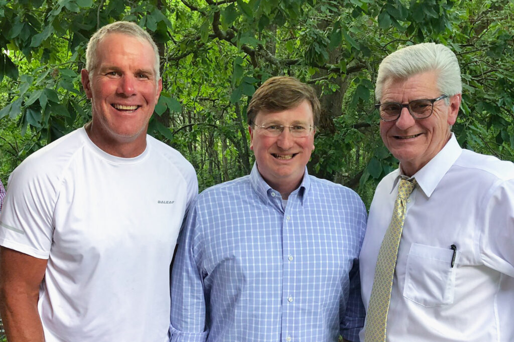 Brett Favre with Tate Reeves and Phil Bryant