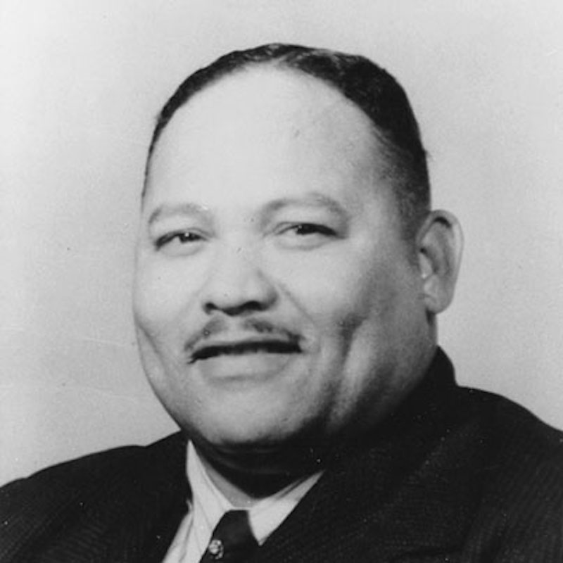 a headshot of Rev. George Lee