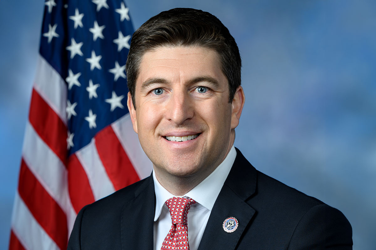 Official portrait of US House Representative Bryan Steil