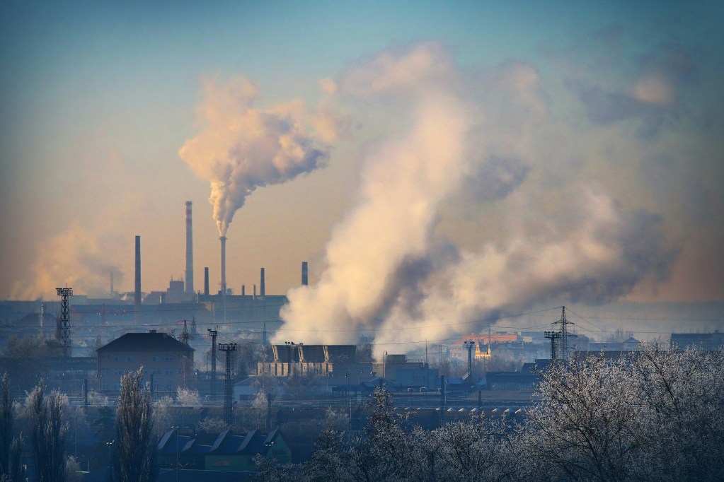 Pollution plan around a city.