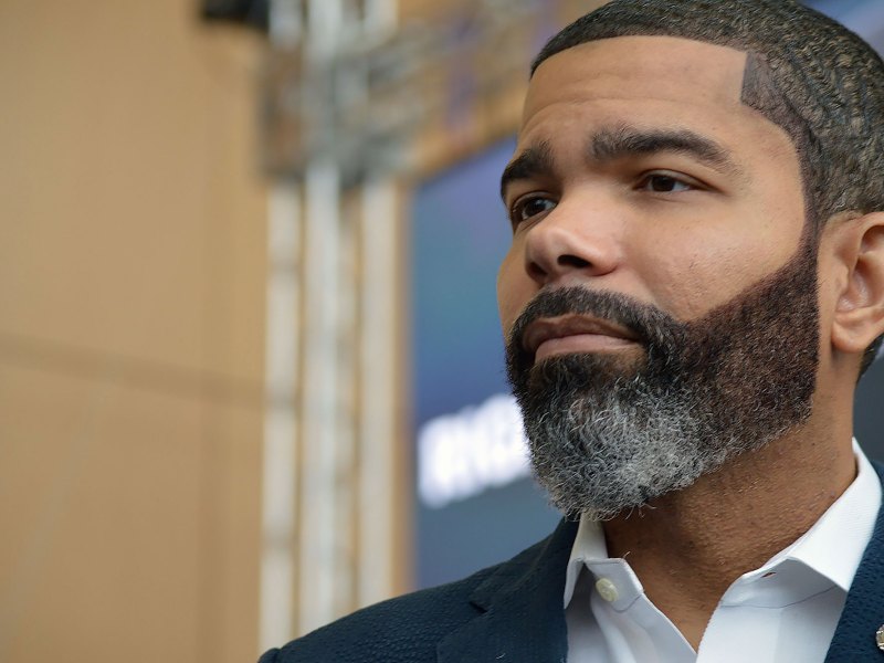 Closeup of Chokwe A Lumumba at a press conference