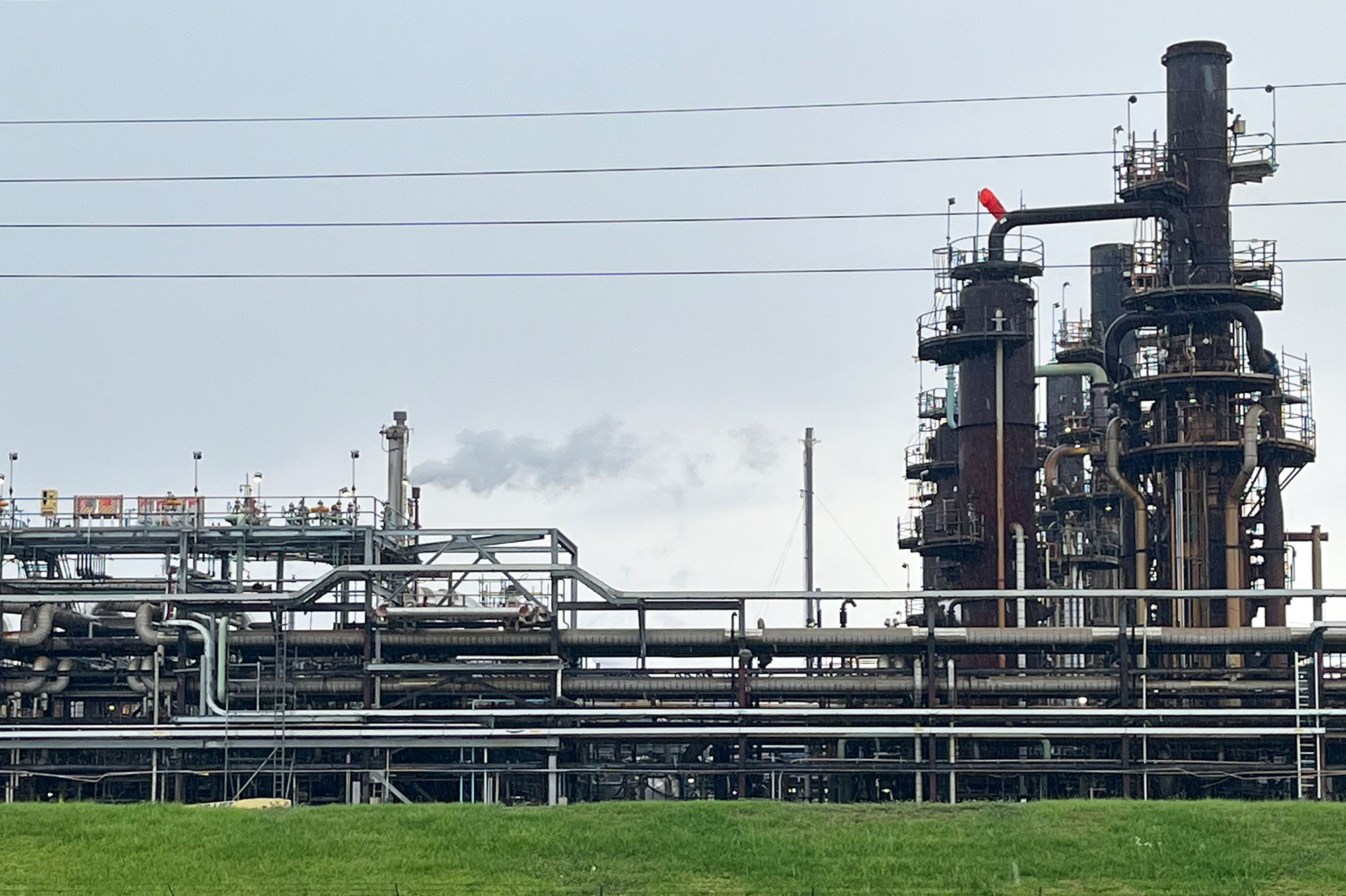 An active oil refinery