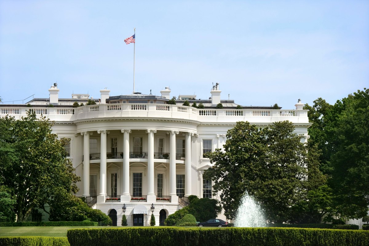 The White House with a fountain in front of it