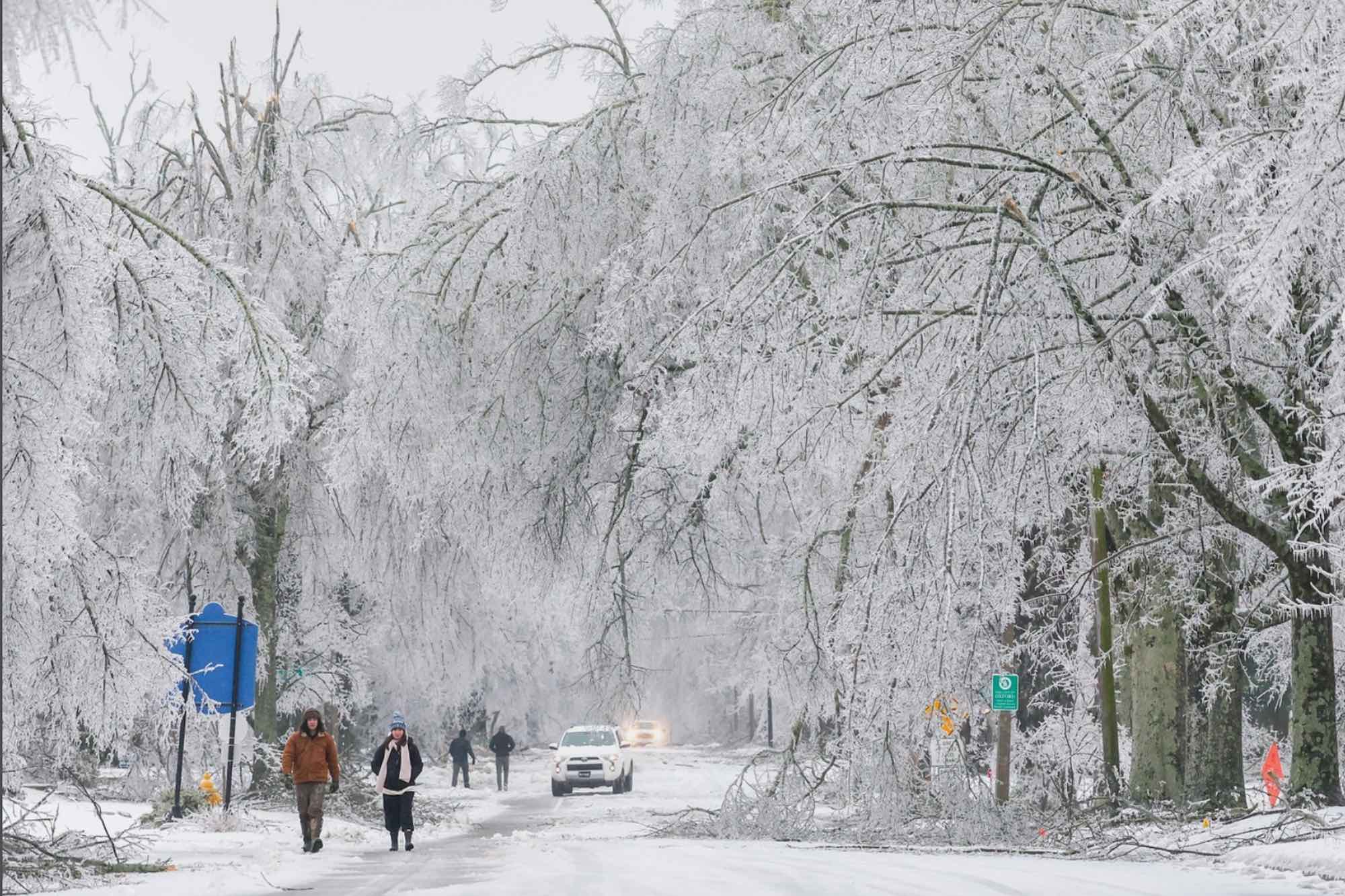 Situation in Mississippi Grows More Dire After Days of Ice, Outages and a Rising Death Toll