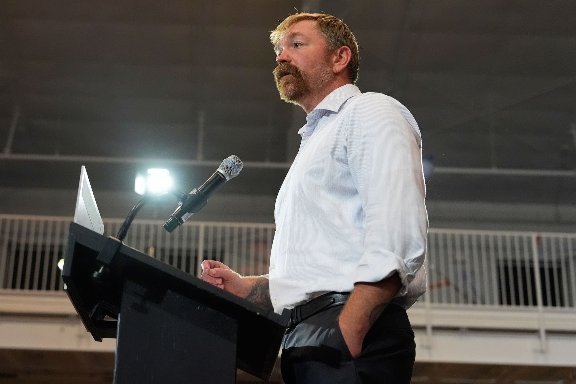 Democrats Scramble as Maine Senate Nominee Graham Platner Faces Sexual Assault Allegation