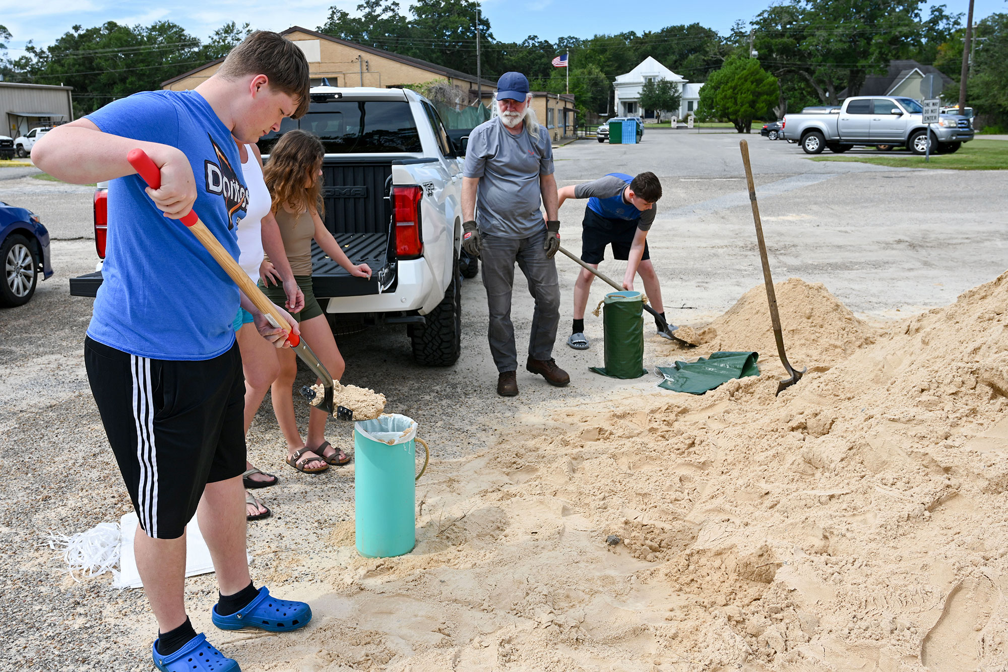 Photos | Mississippi Gulf Coast Residents Prepare for Hurricane Isaias to Make Landfall